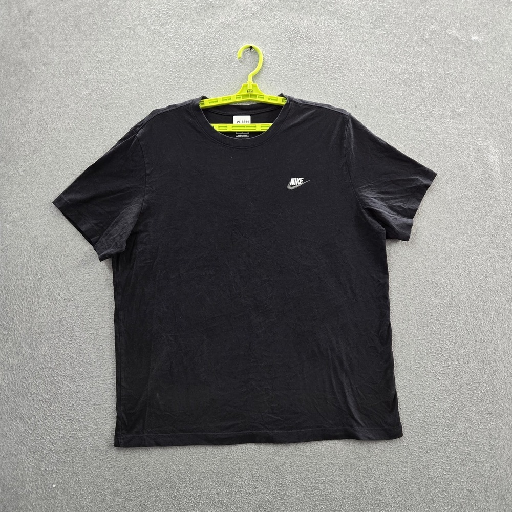 Nike Men Shirt XL Black The Nike Tee Short Sleeve Embroidered Logo